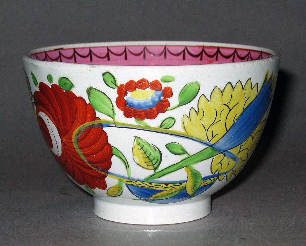 1967.1091.002 Pearlware teabowl