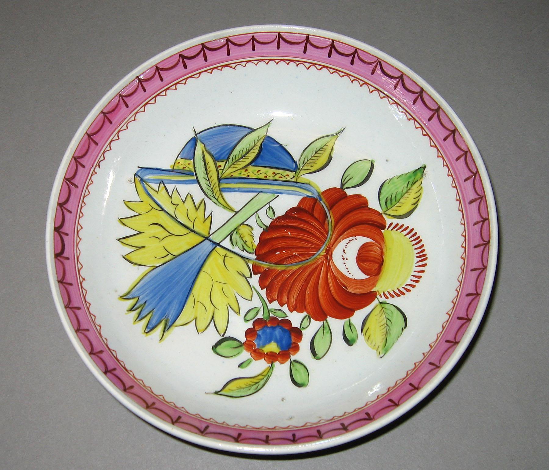 1967.1092.002 Oyster pattern saucer