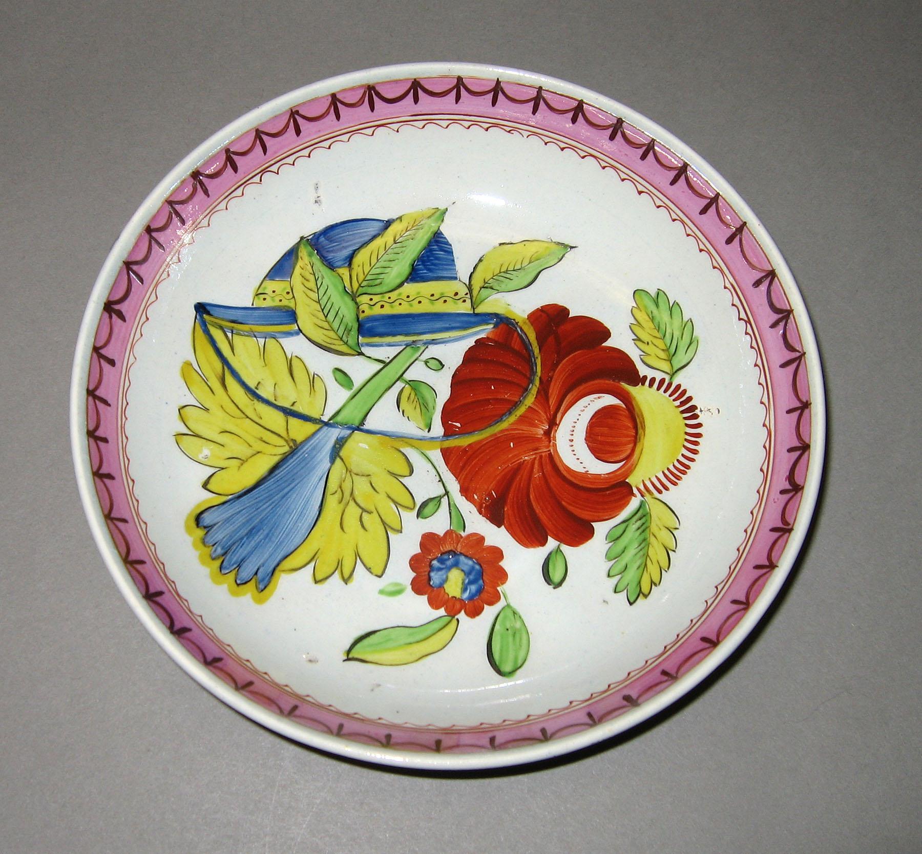 1967.1092.004 Oyster pattern saucer