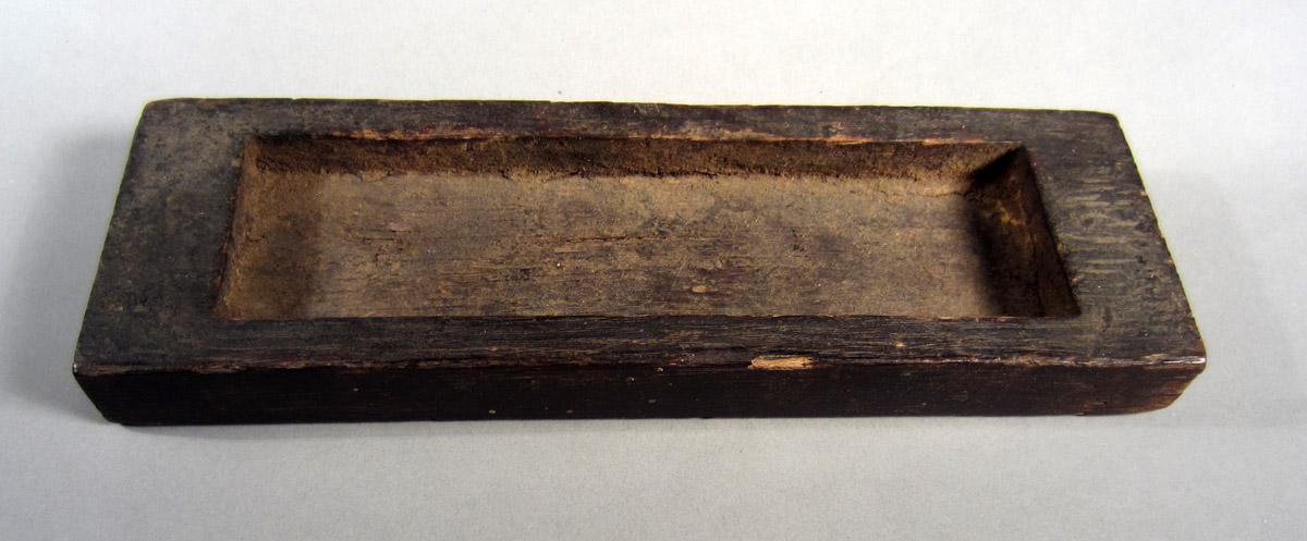 1957.0026.289 A Oil stone, Box and whetstone, View 1