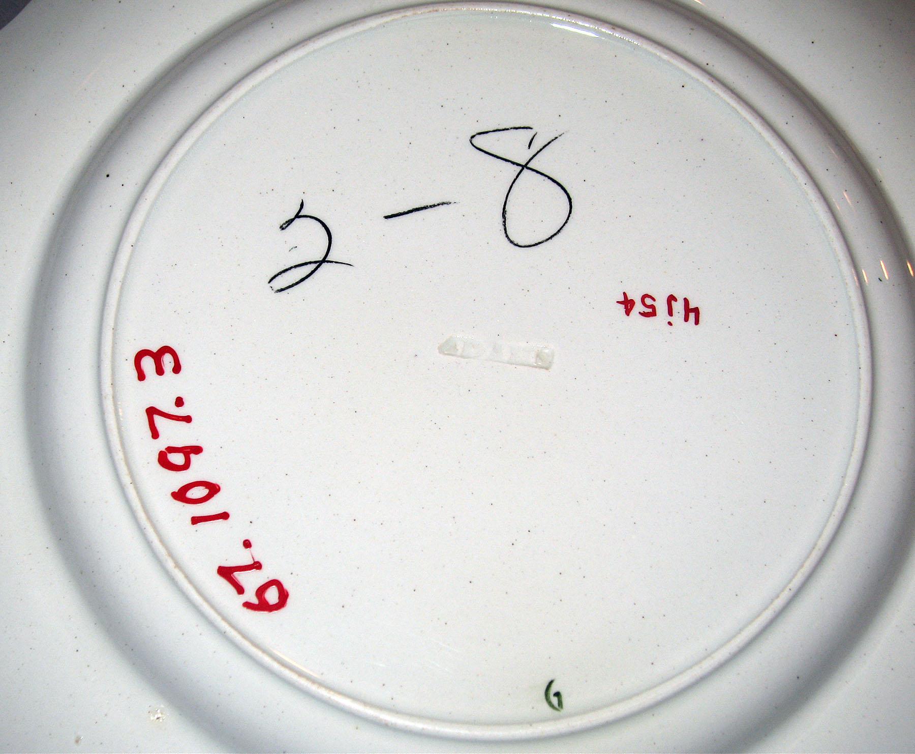 1967.1097.003 Pearlware plate (mark)