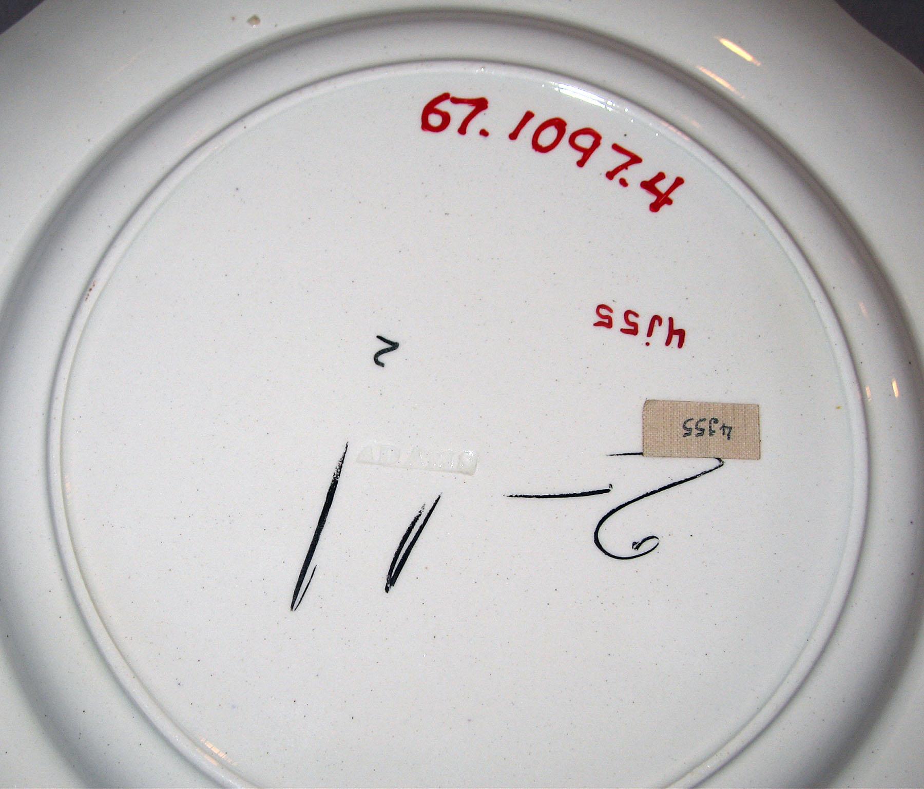 1967.1097.004 Pearlware plate (mark)
