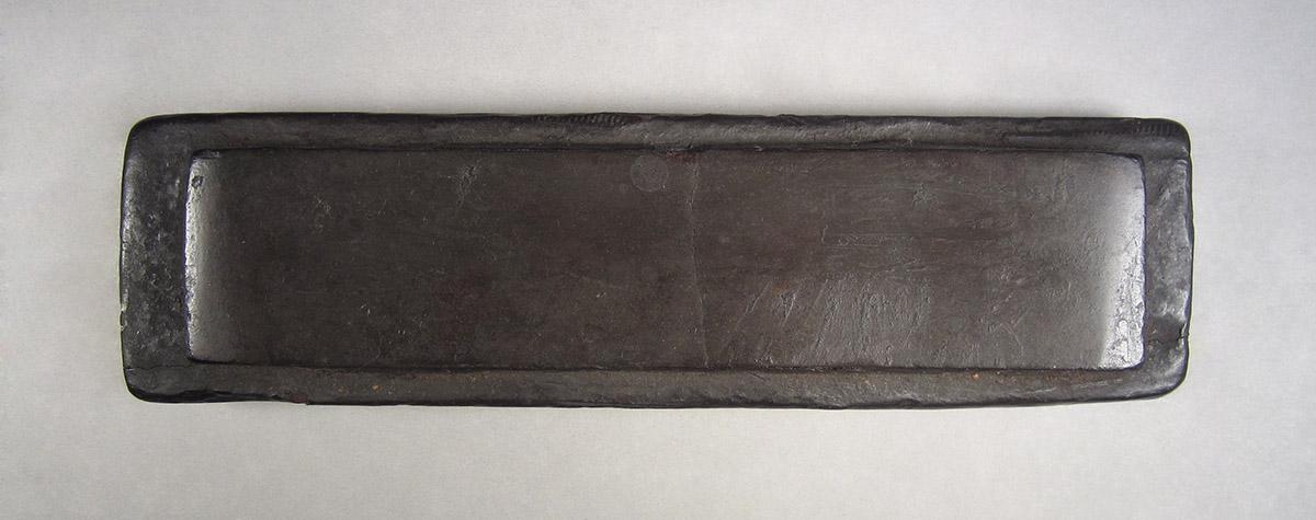 1957.0026.290, Oil stone, top