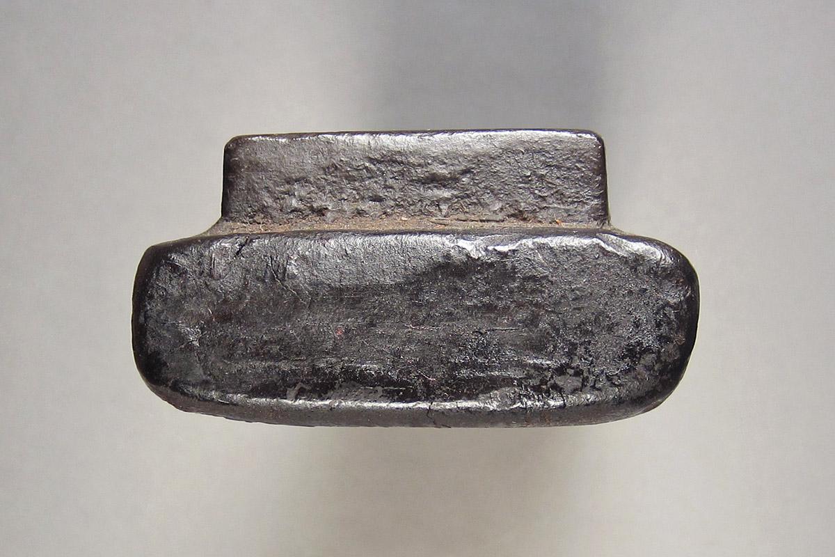1957.0026.290, Oil stone, end