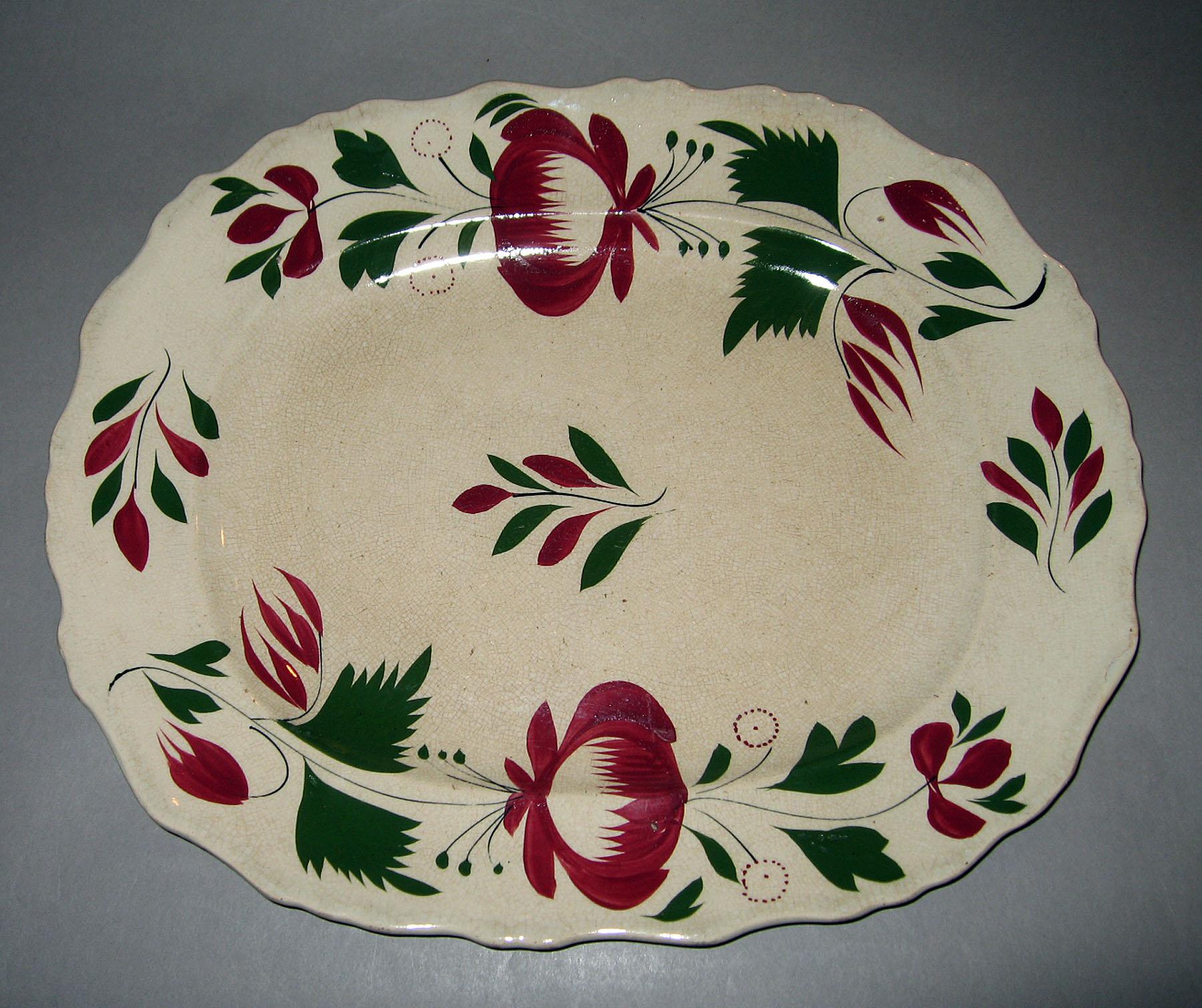 1967.1109.002 Pearlware platter