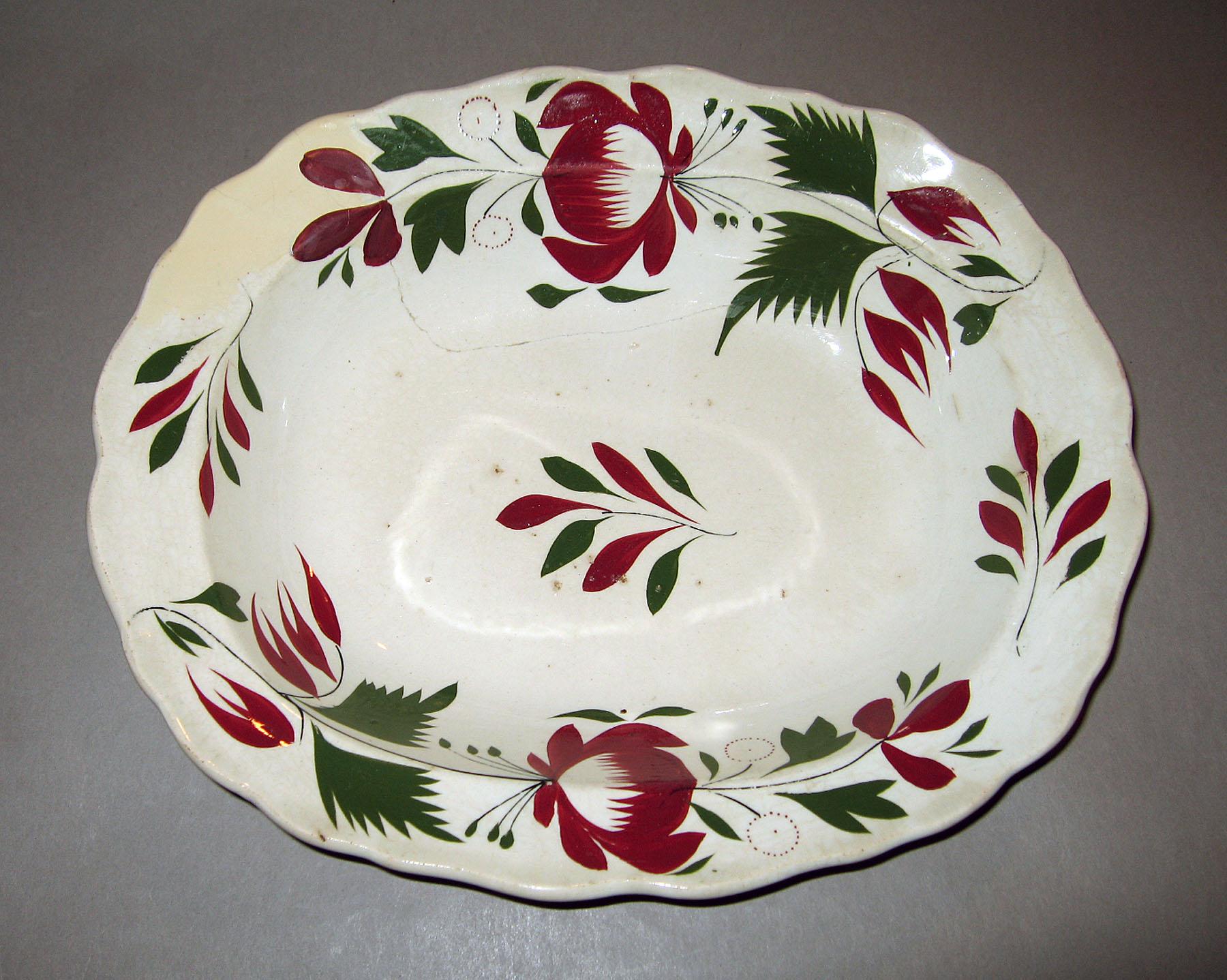 1967.1111 Pearlware dish