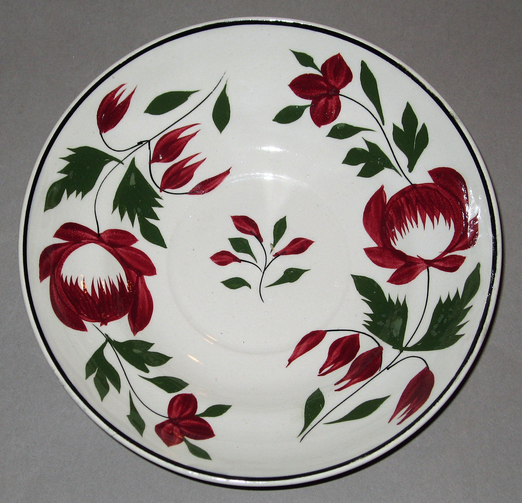 1967.1114.001 Pearlware saucer