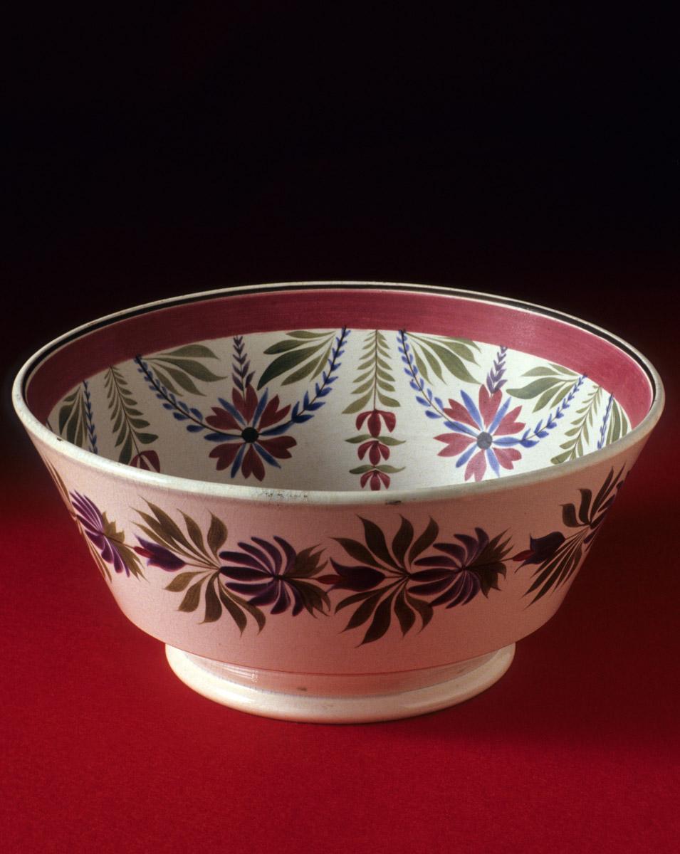 1967.1124 Pearlware bowl (profile)