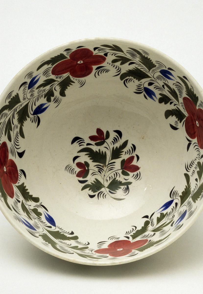 1967.1127 Bowl (interior)