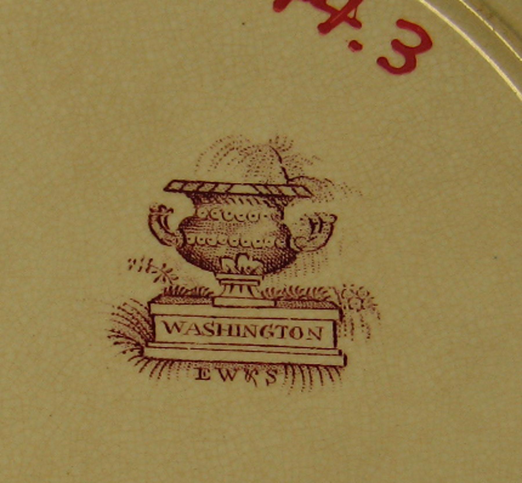 1967.1144.003 Wood earthenware plate, detail