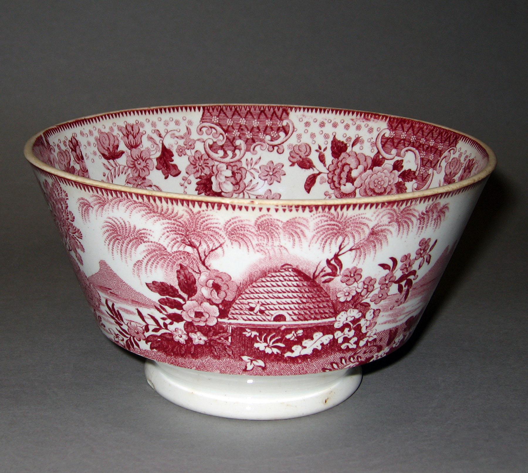 1967.1148 Earthenware bowl