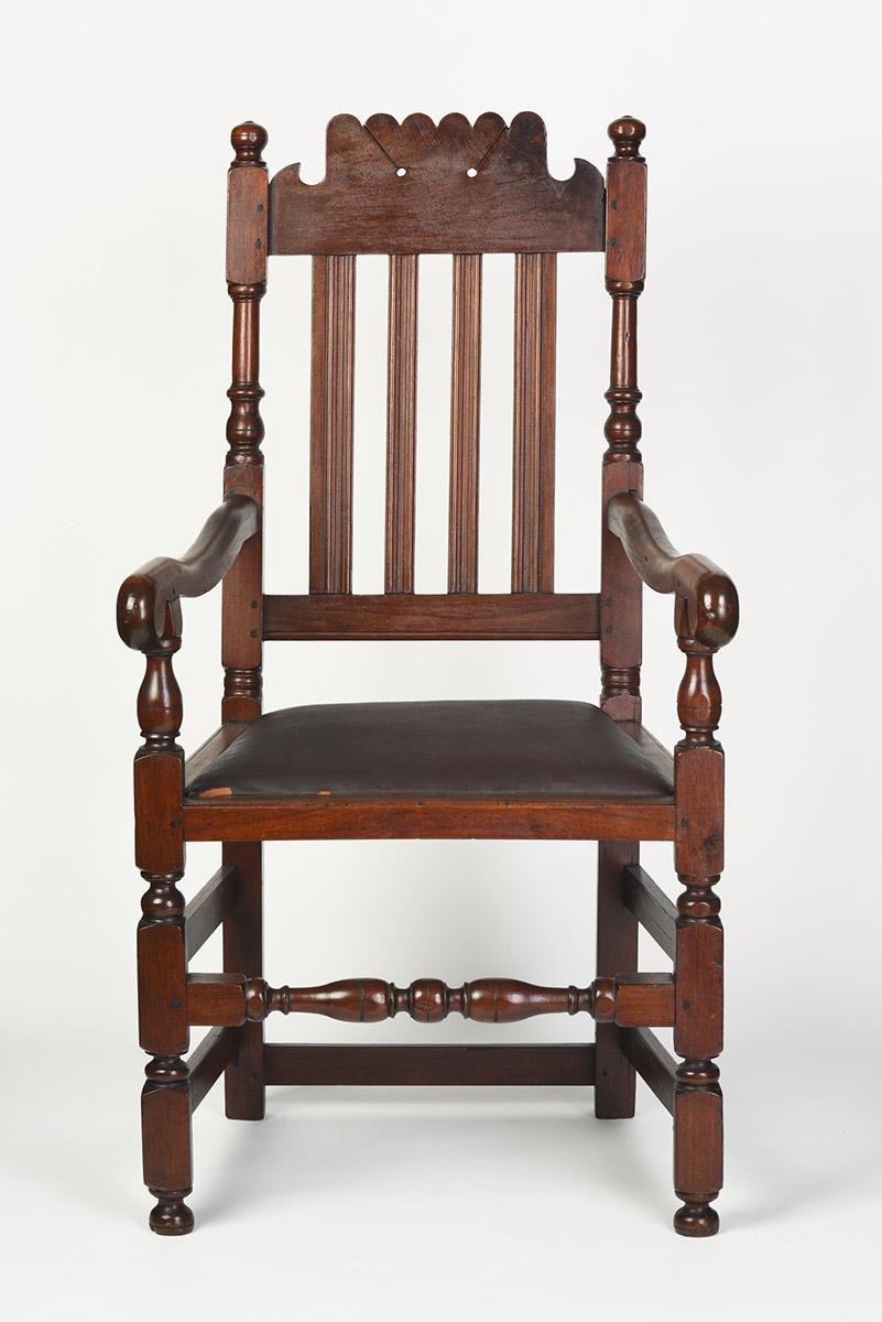 1967.1176 Chair, view 2