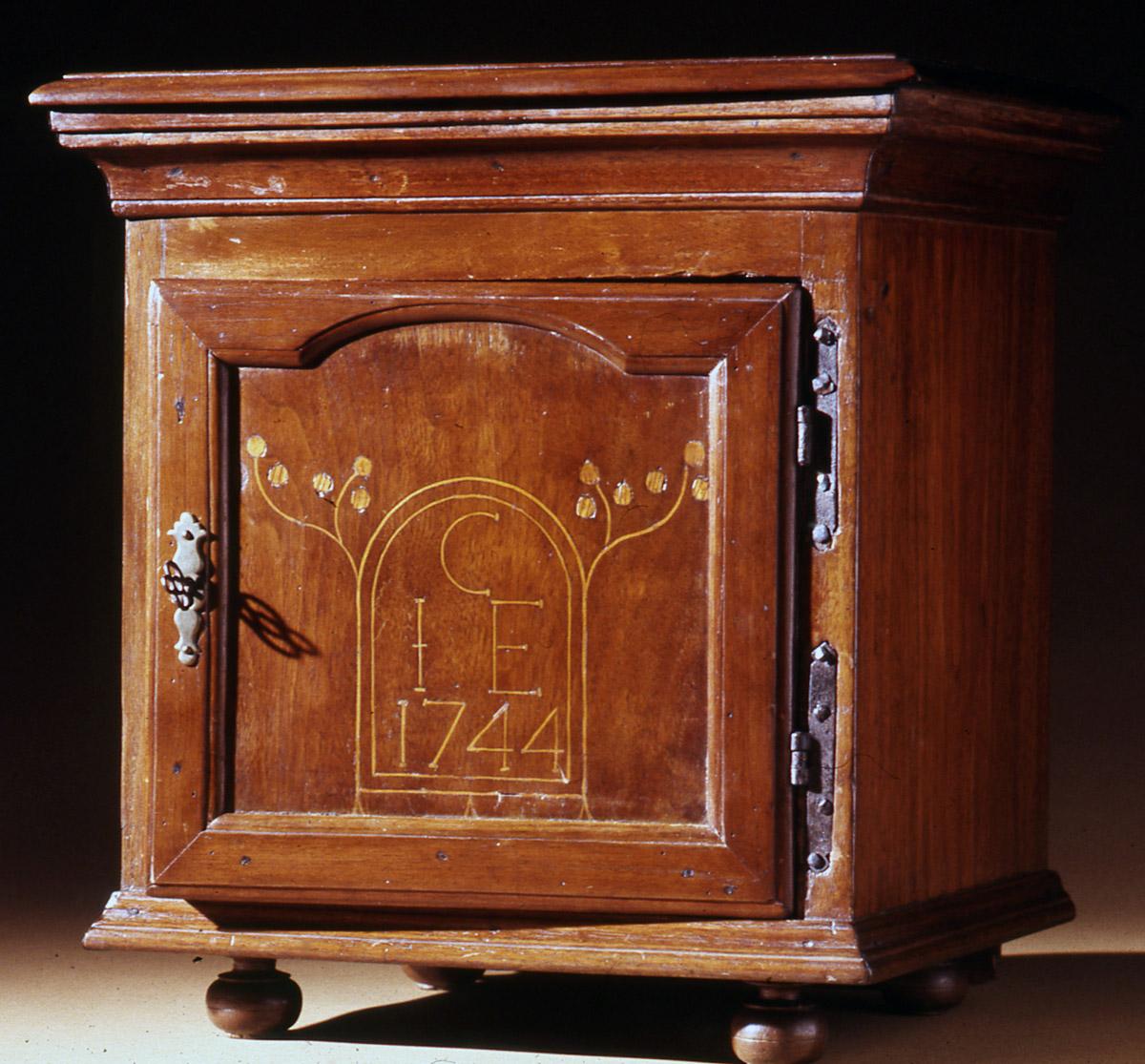 1967.1183 Chest of drawers, Spice box or chest