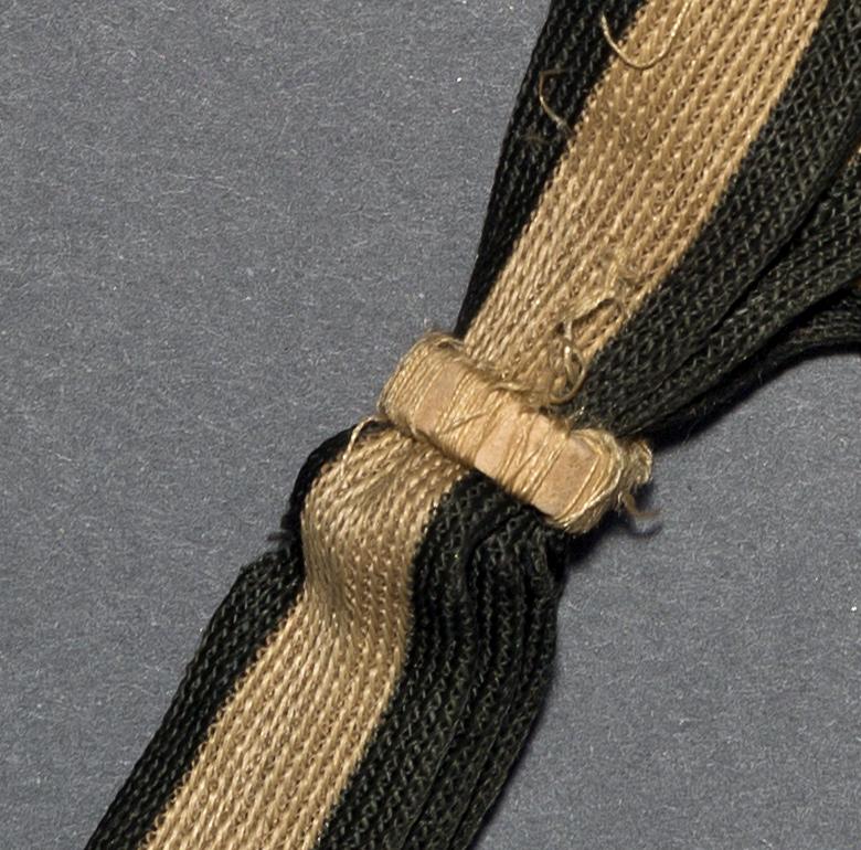 1967.1258 Purse, Pattern Detail 2