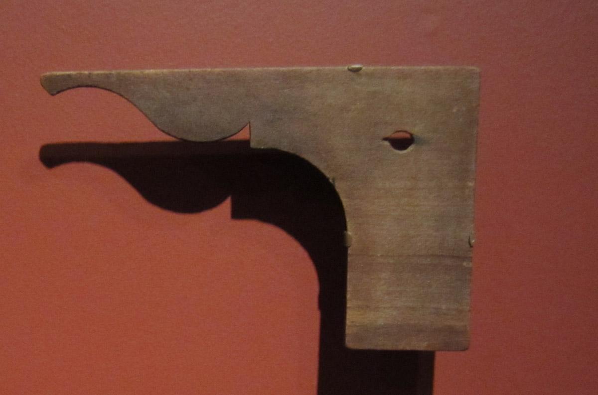 1957.0026.317 Template (bracket foot), View 1