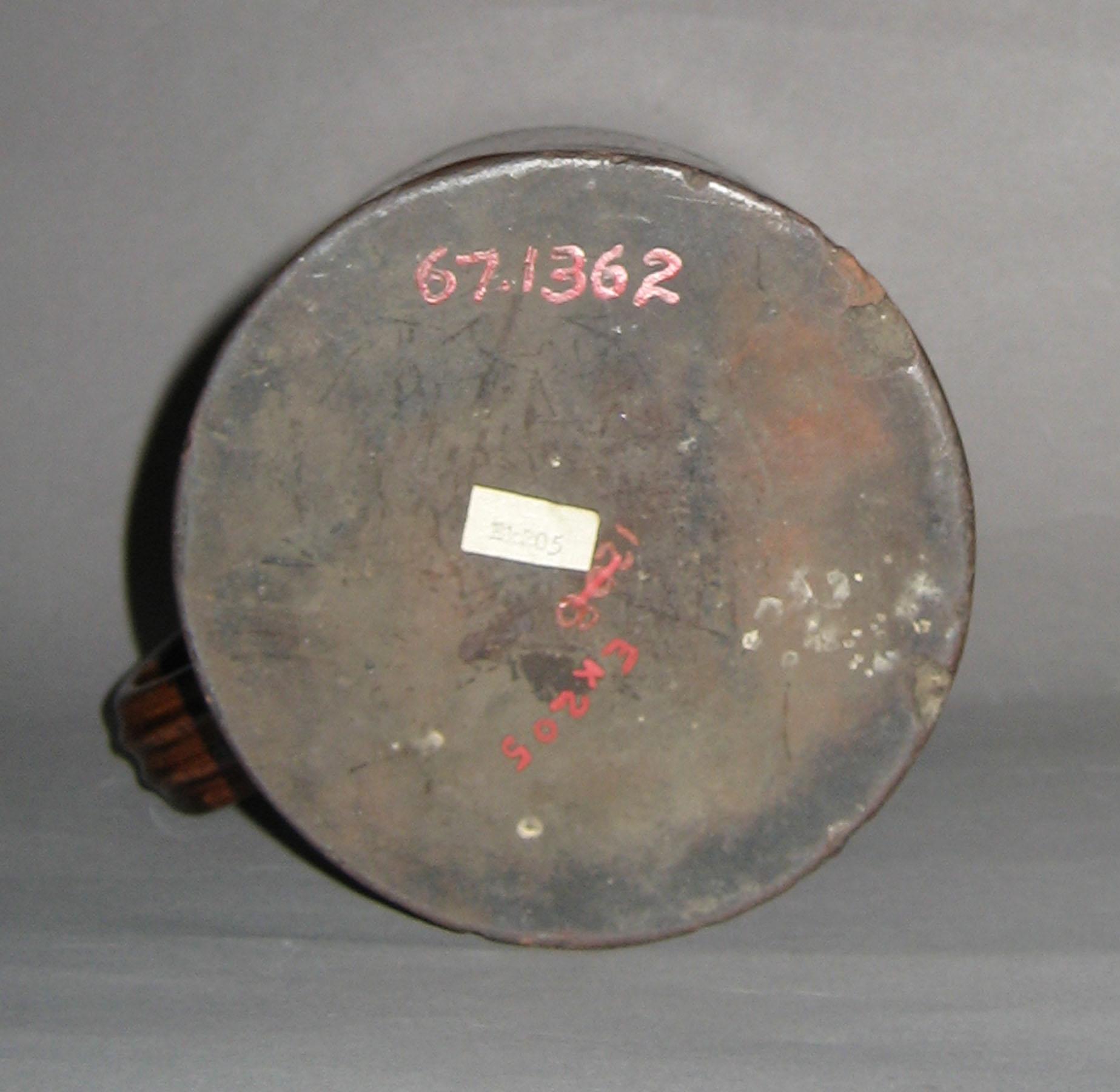 1967.1362 Mug (bottom)