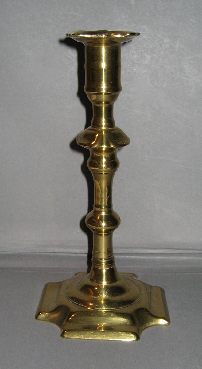 1967.1381.002 Candlestick