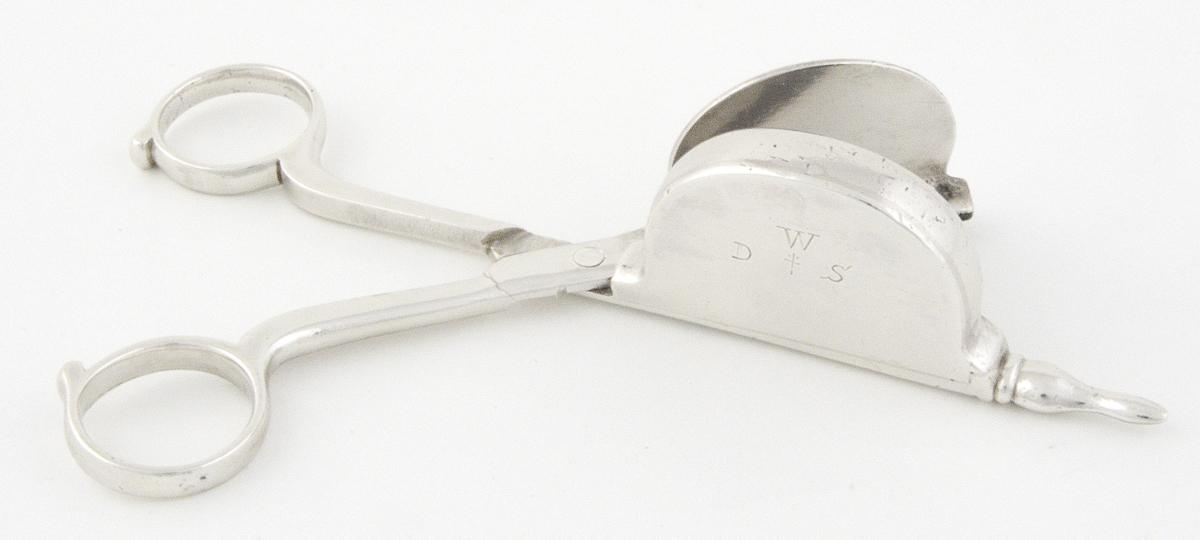1967.1401 A Silver Snuffer