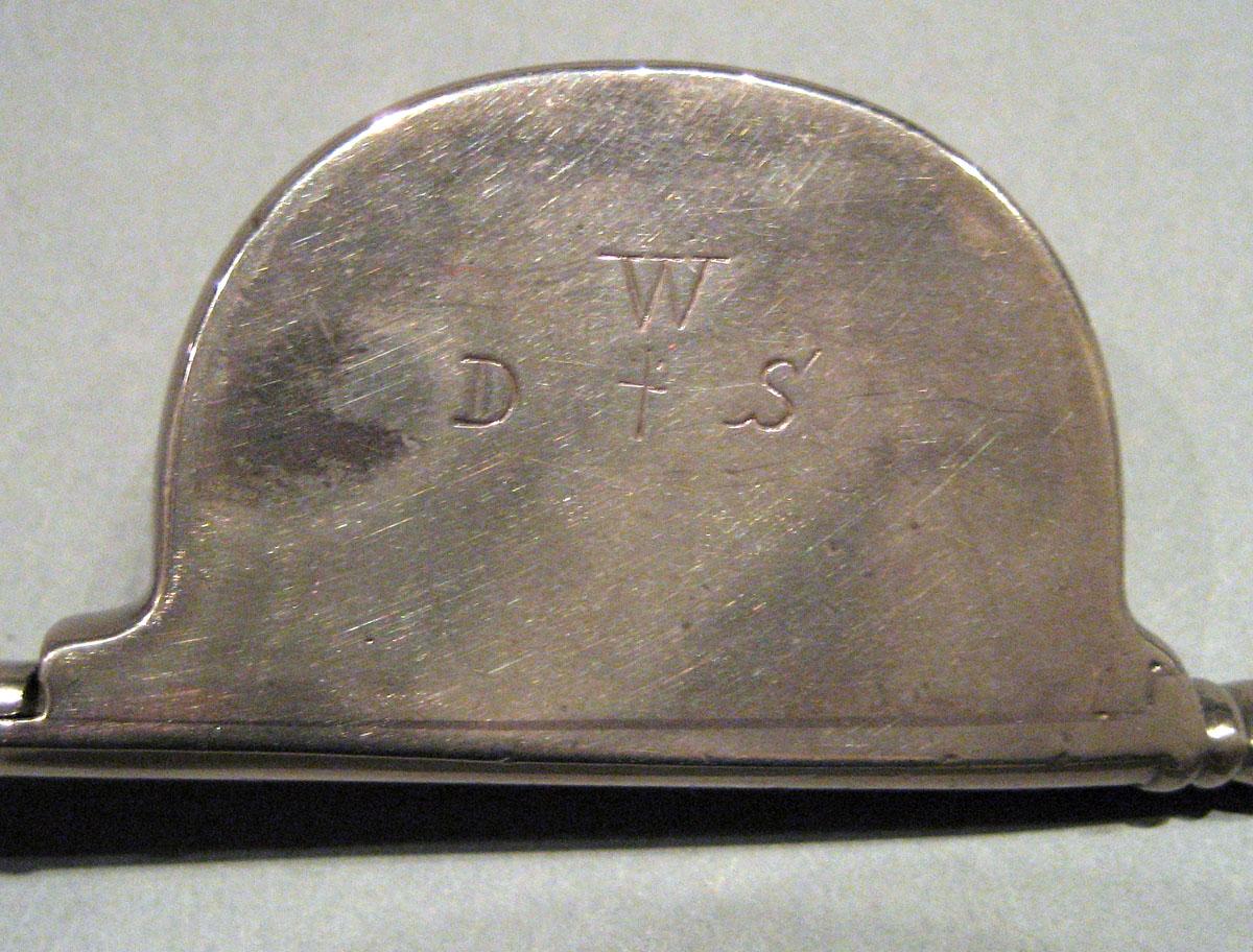 1967.1401 A Silver Snuffer engraving