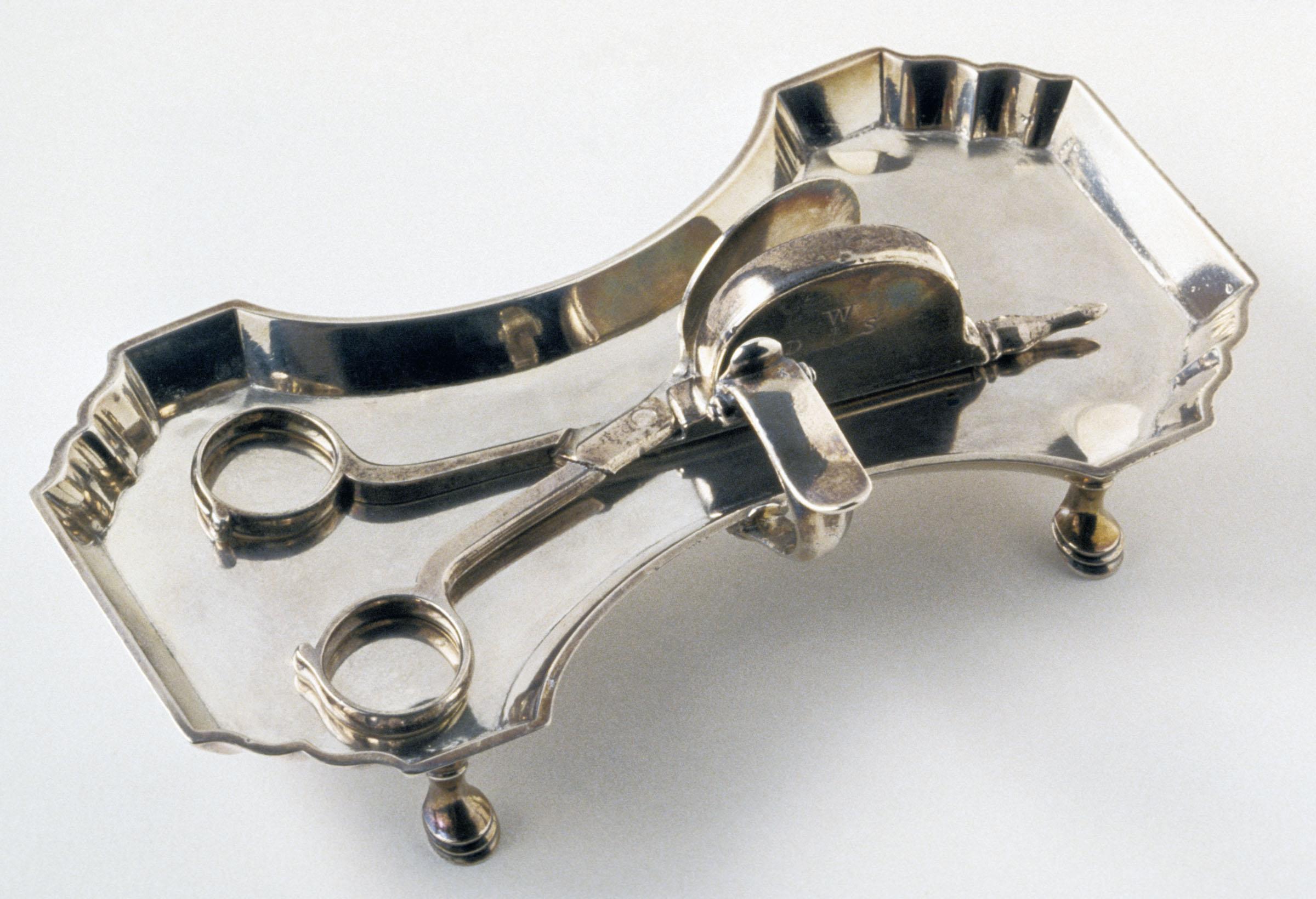 1967.1401 A, B Snuffer, Snuffer Tray, view 1