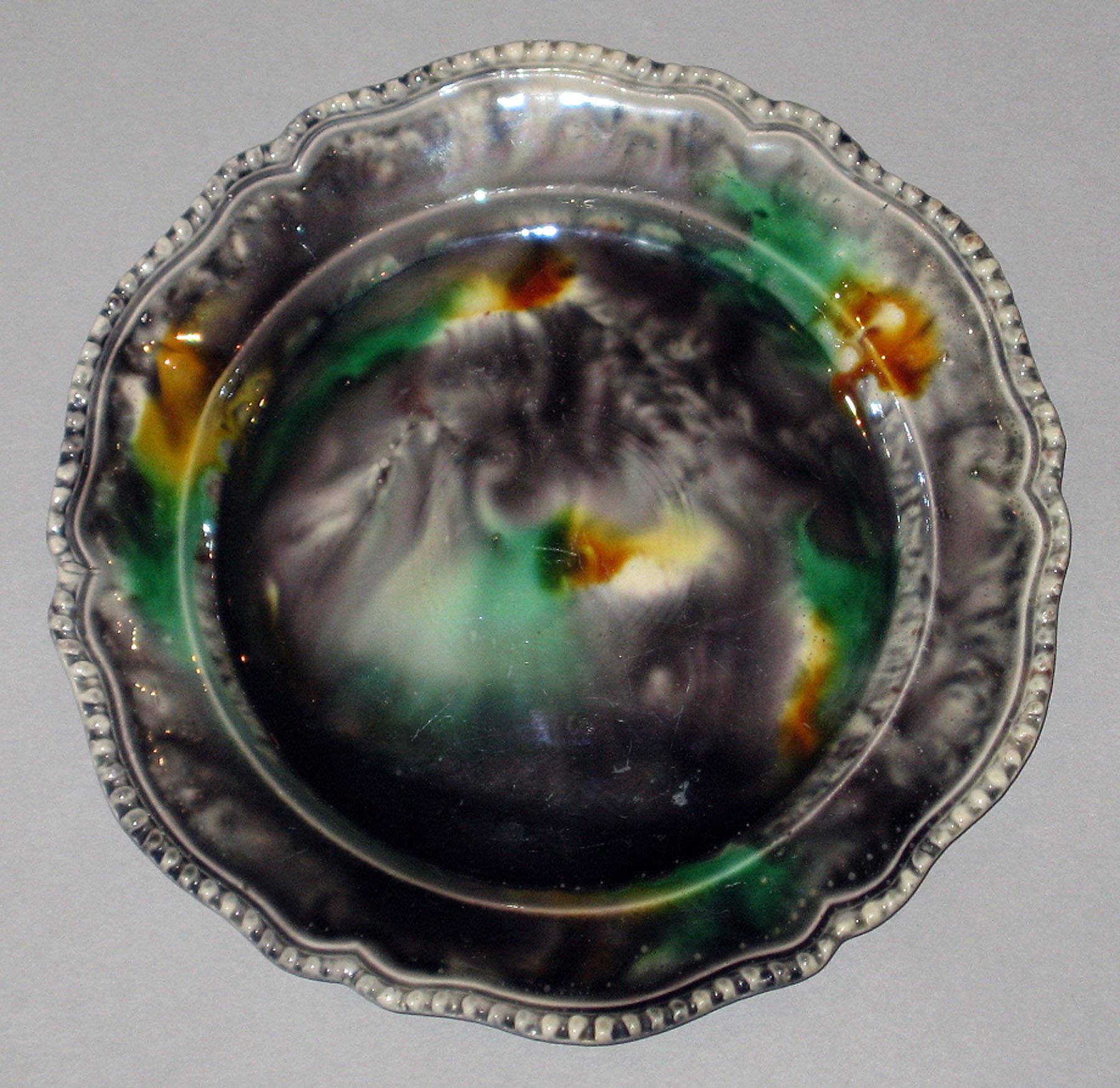 1967.1414.010 Creamware plate
