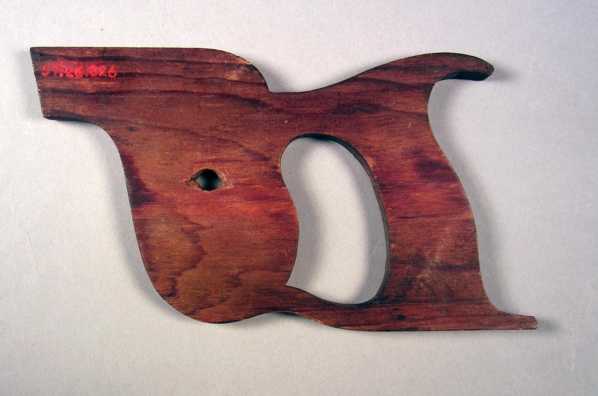1957.0026.326 Saw handle template, View 2
