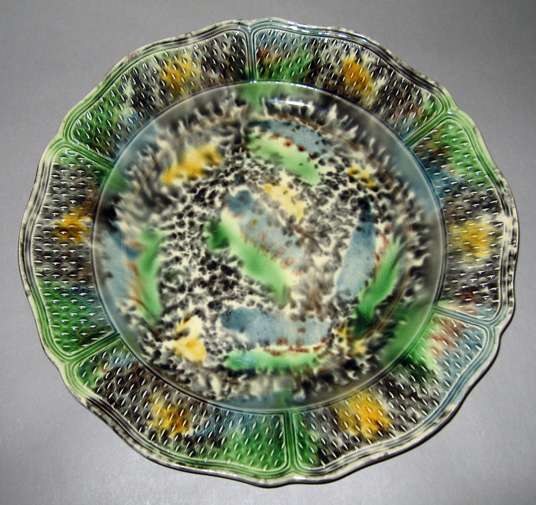 1967.1420.001 Creamware plate