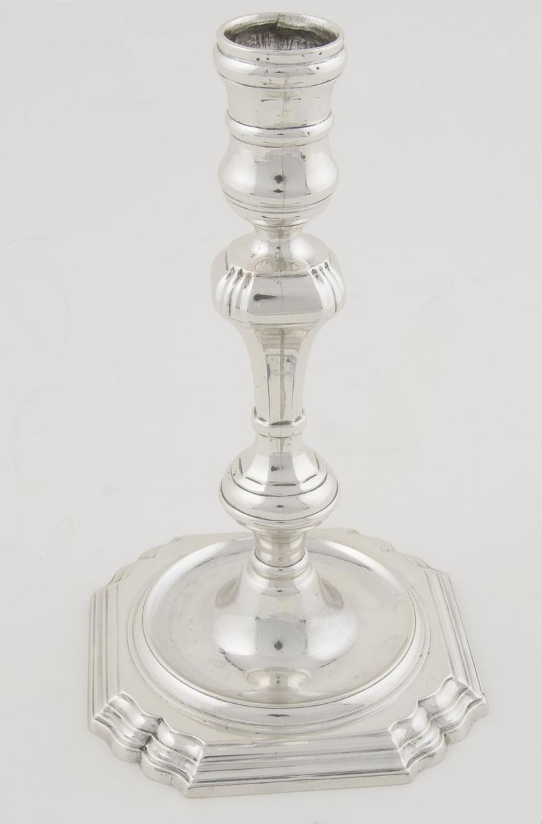 1967.1443.001 Silver Candlestick
