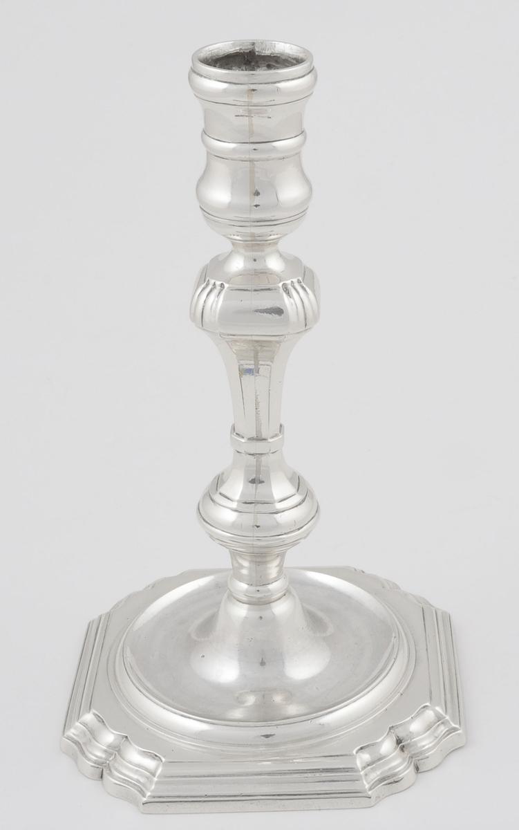 1967.1443.002 Silver Candlestick