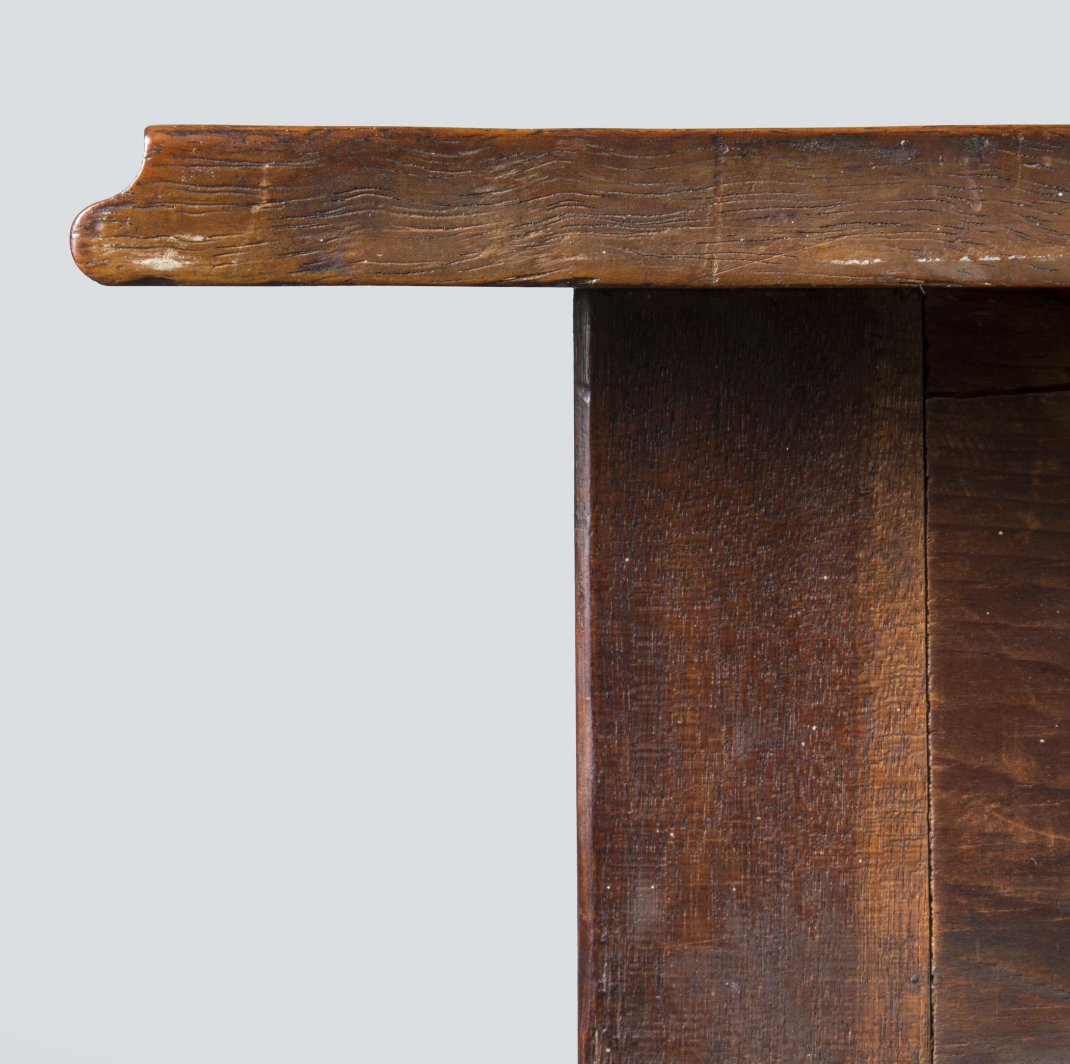 1967.1446 Table, detail 12