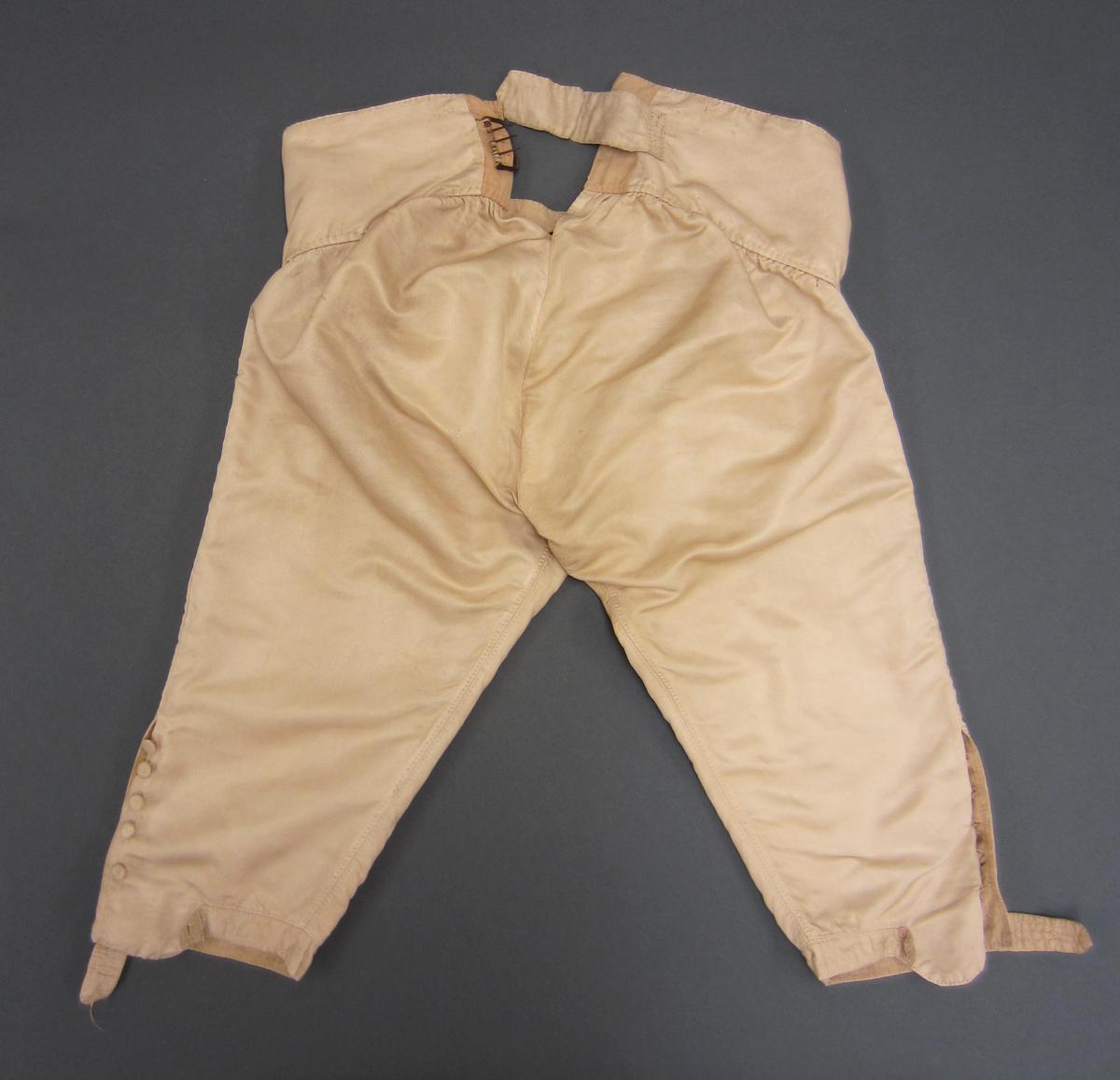 1967.1483 Breeches, Back