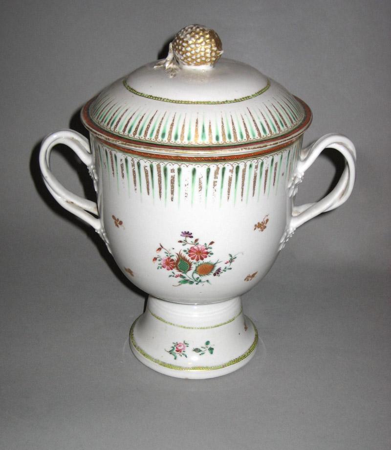 1967.1518 Cup and cover