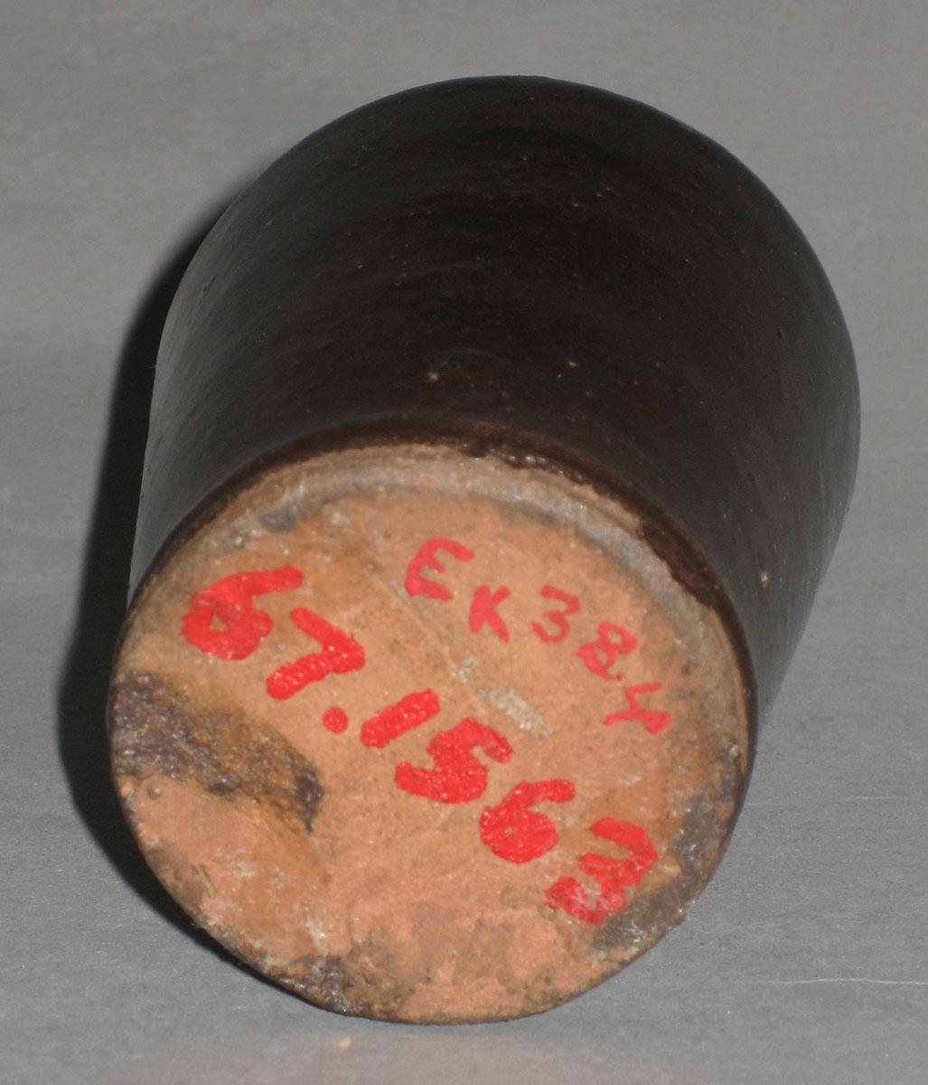 1967.1563 Cup, Beaker (bottom)
