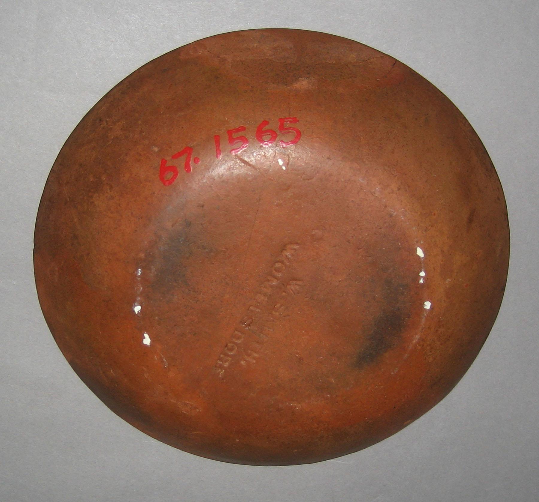1967.1565 Dish (bottom)