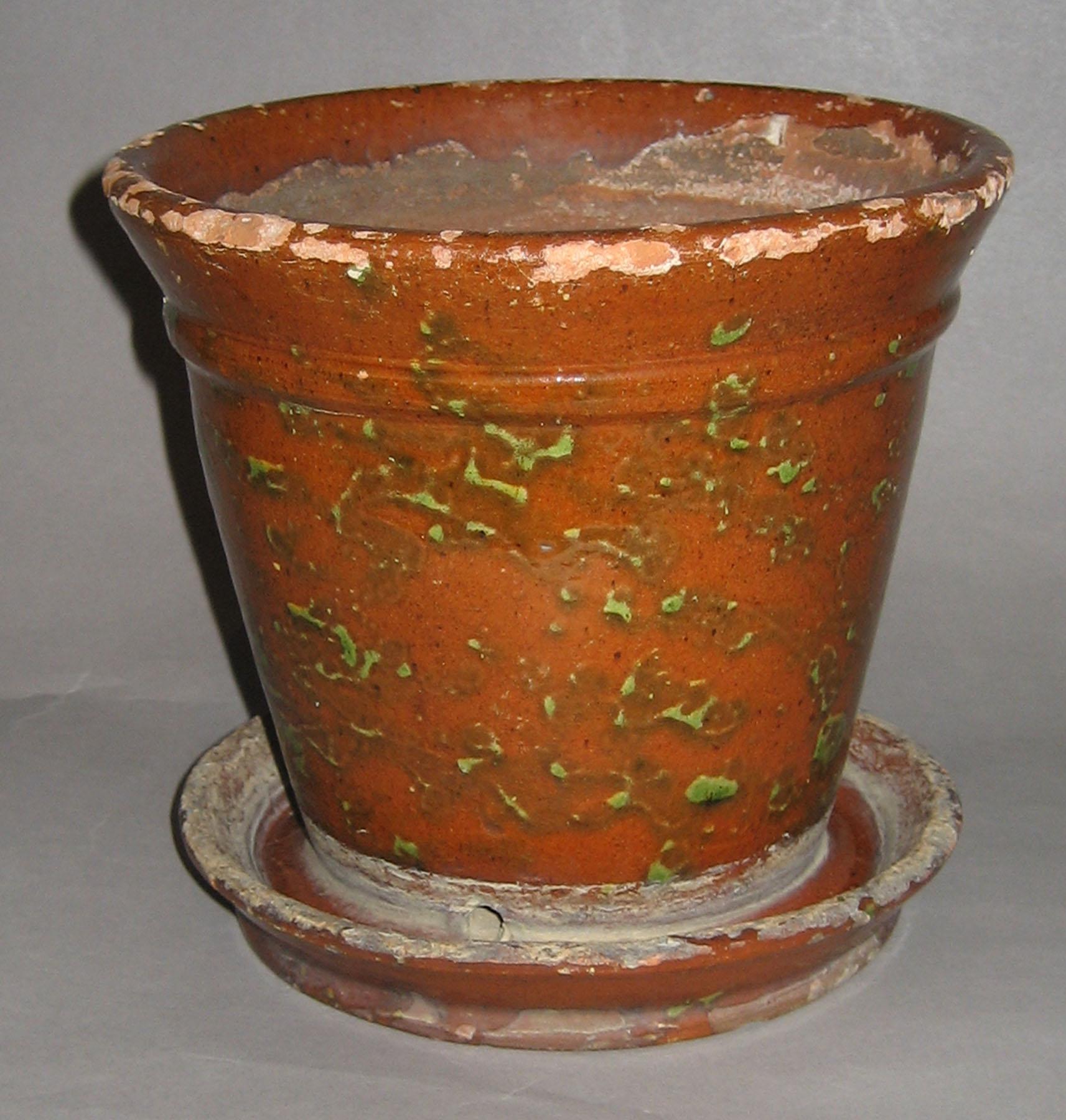 1967.1579 Flower Container