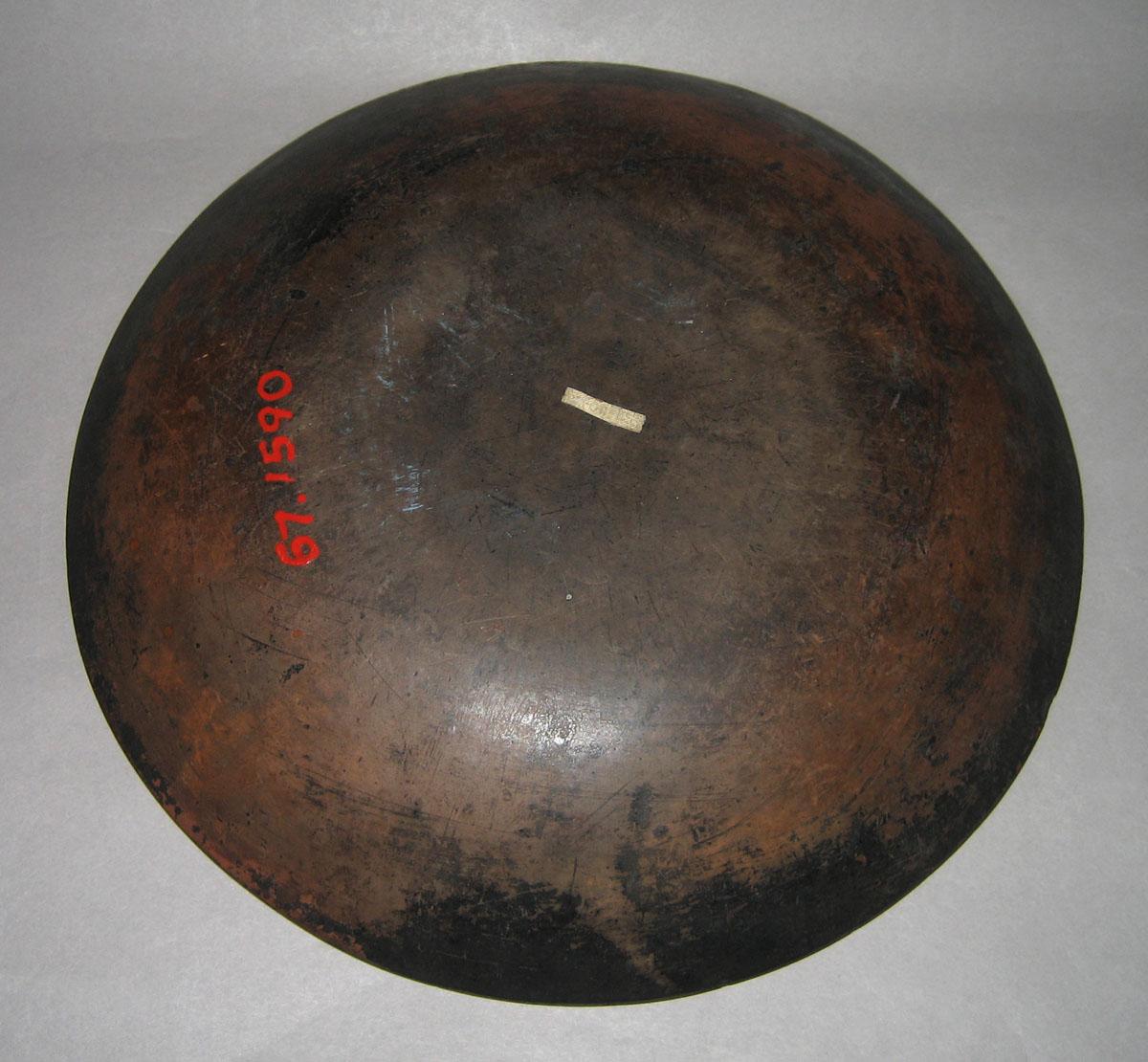 1967.1590 Dish (bottom)