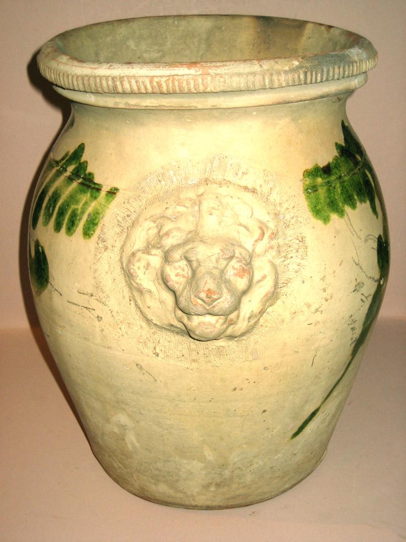 1967.1611 Jar (side)