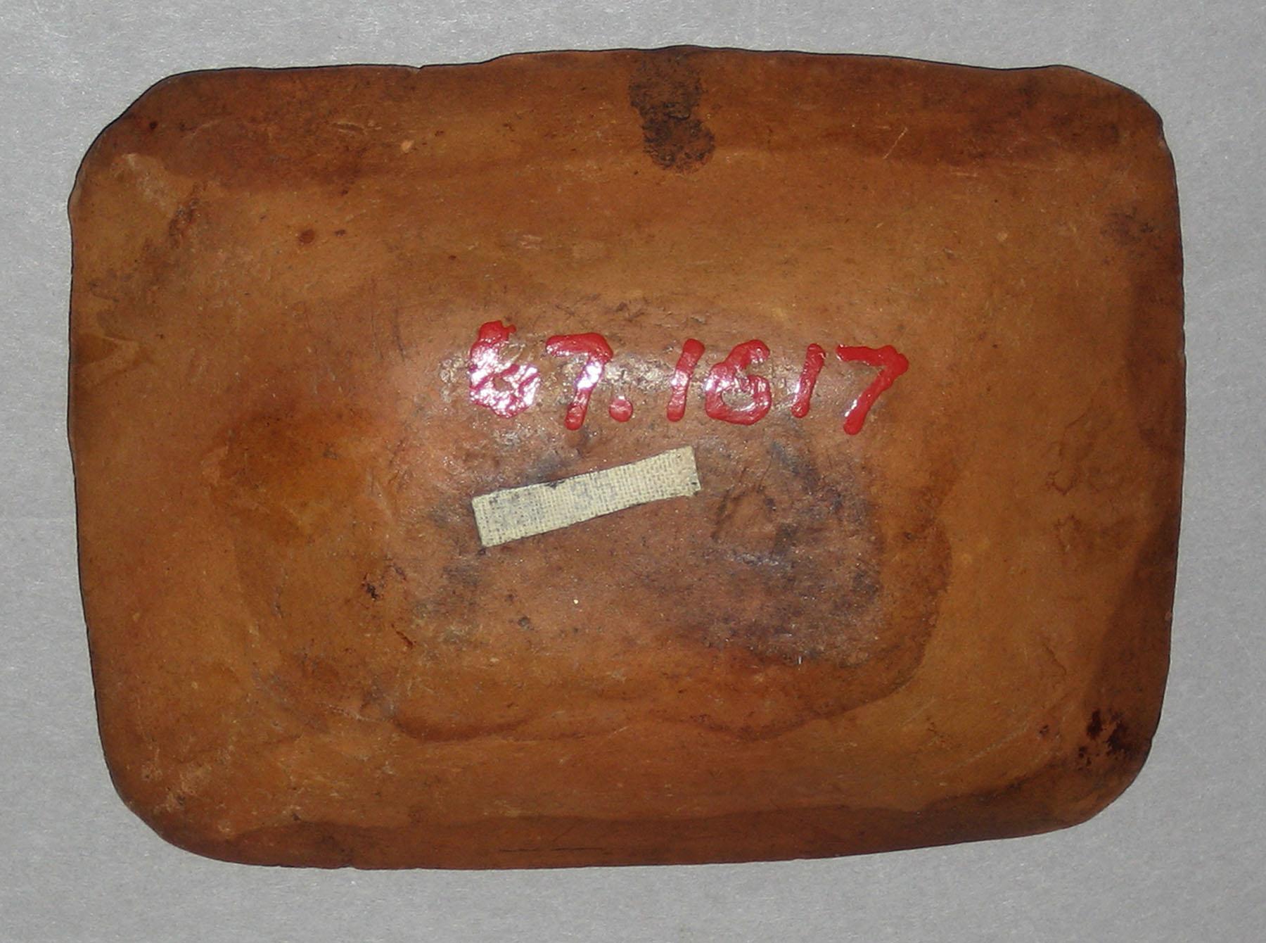 1967.1617 Dish (bottom)