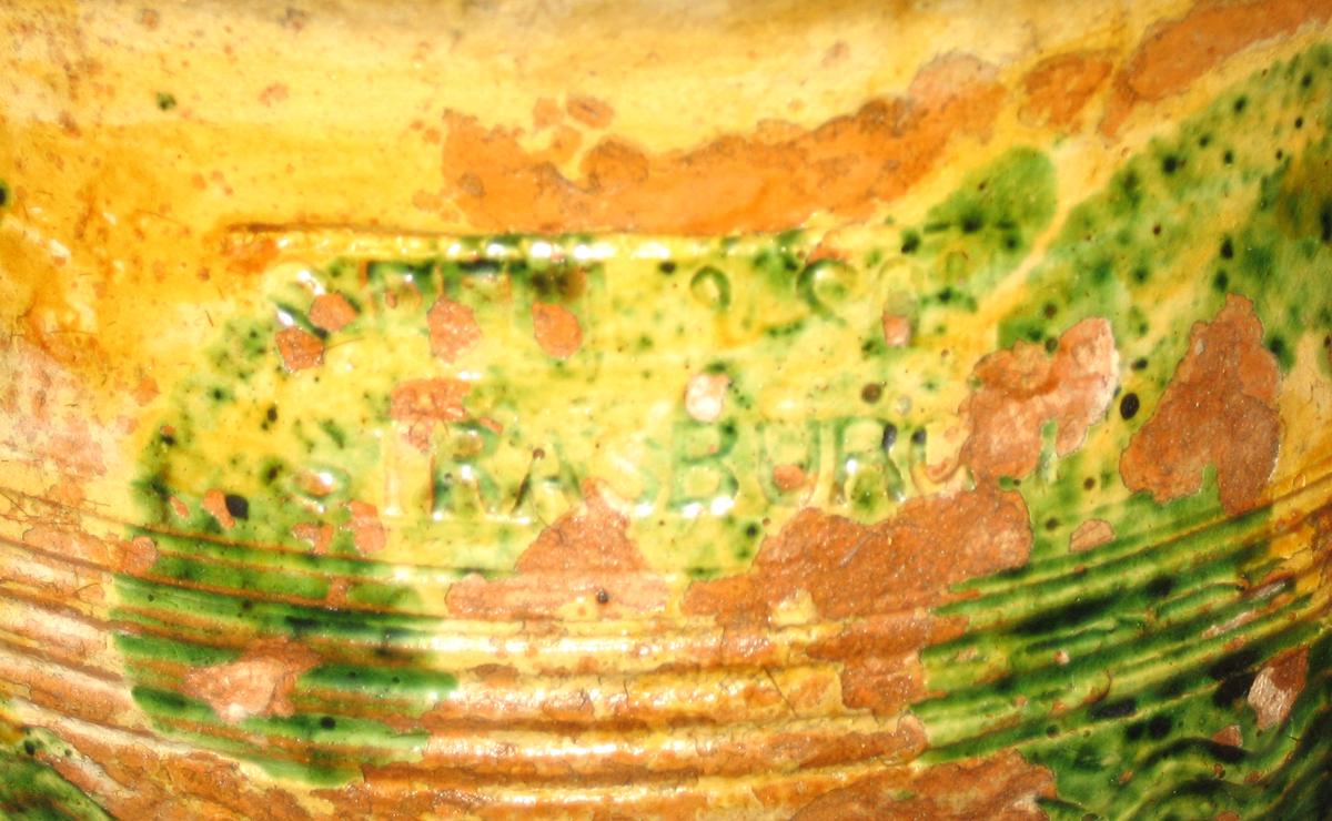 1967.1622 Flower Container (mark)