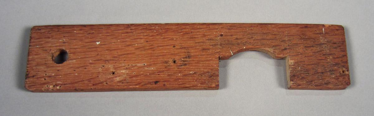 1957.0026.350 Gauge, side 1