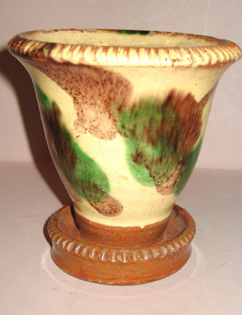 1967.1636 Flowerpot