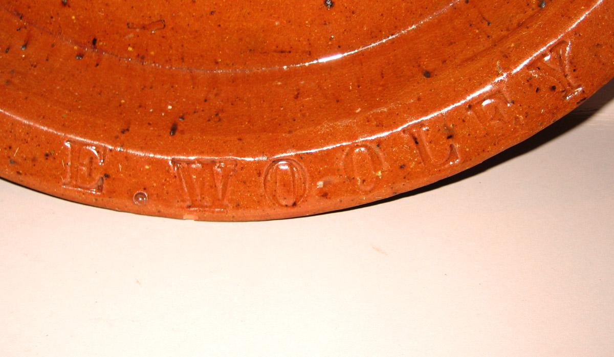 1967.1662 Dish (mark)