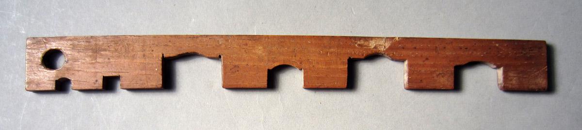 1957.0026.357 Gauge, View 2