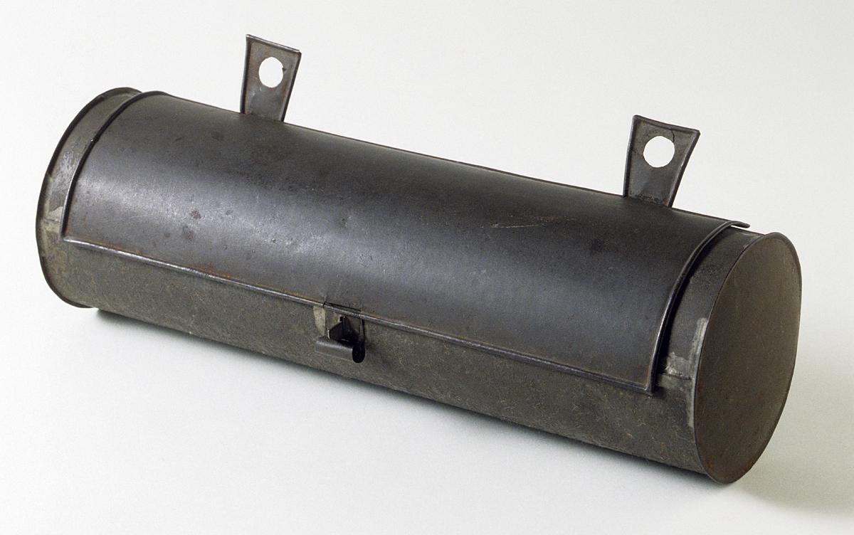 1967.1740 Box