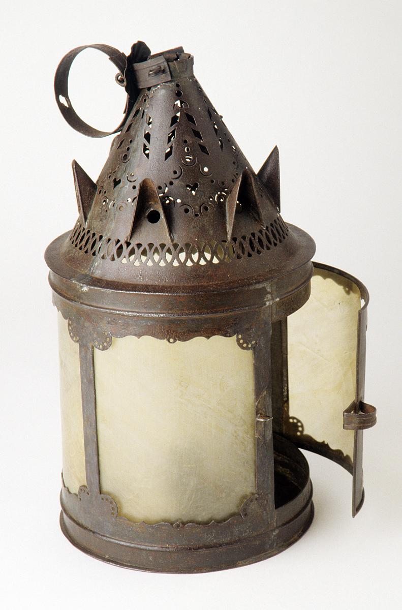 1967.1808 Lantern