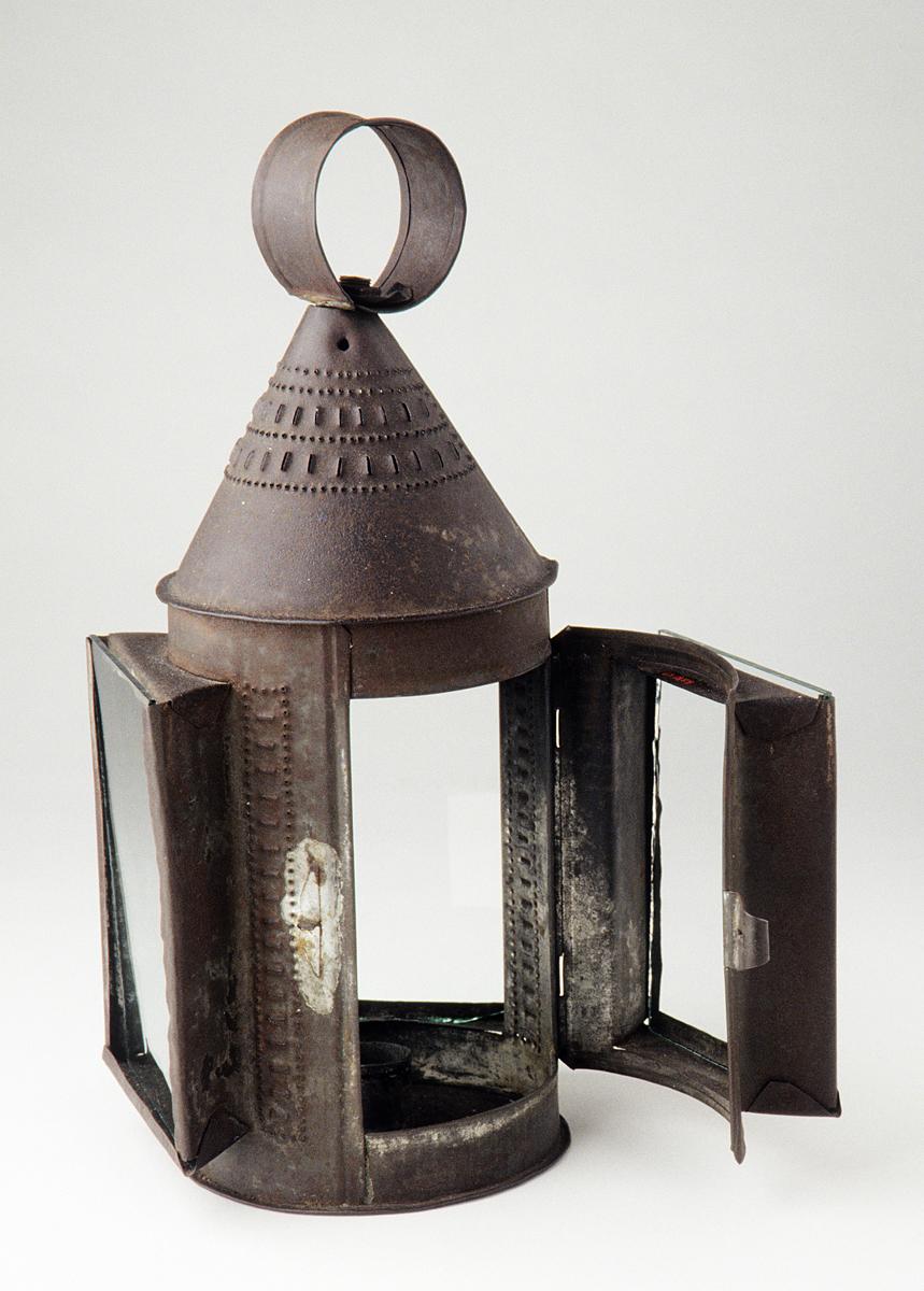 1967.1809 Lantern