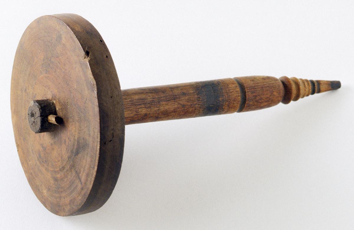 1957.0026.374 Spindle