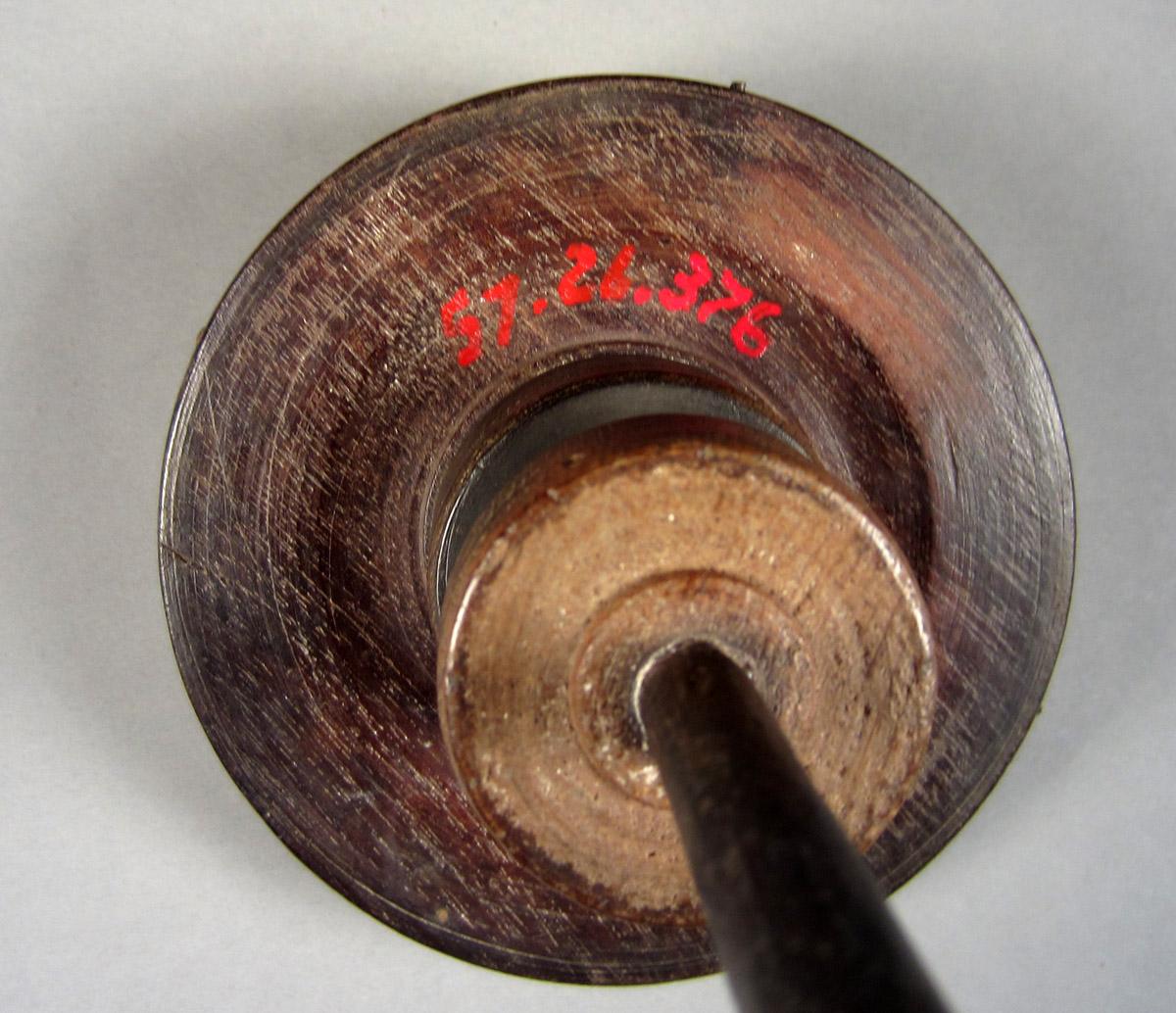 1957.0026.376 Lathe spindle, Underside