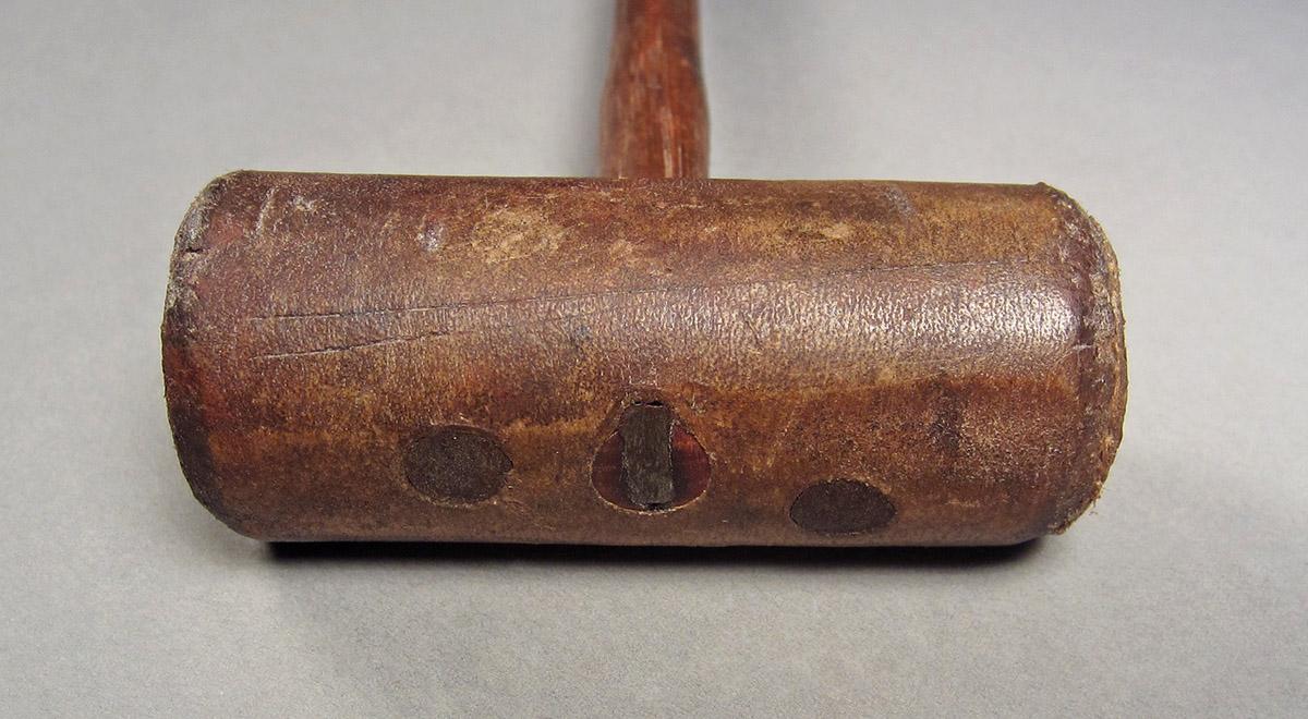 1957.0026.381, Mallet, head top
