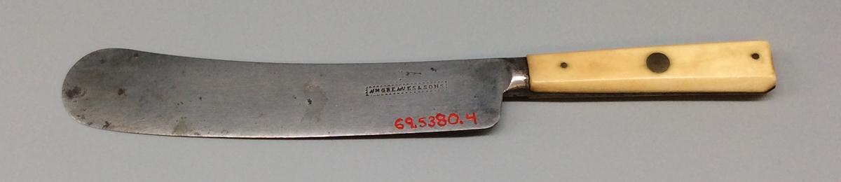1969.5380.004 Knife, view 1